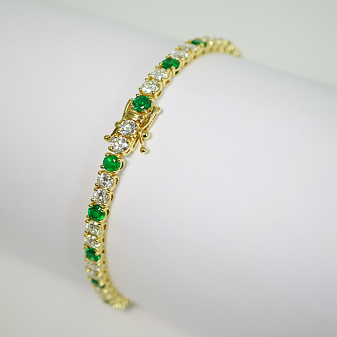 Emerald & Diamond Tennis Bracelet in 18K Yellow Gold
