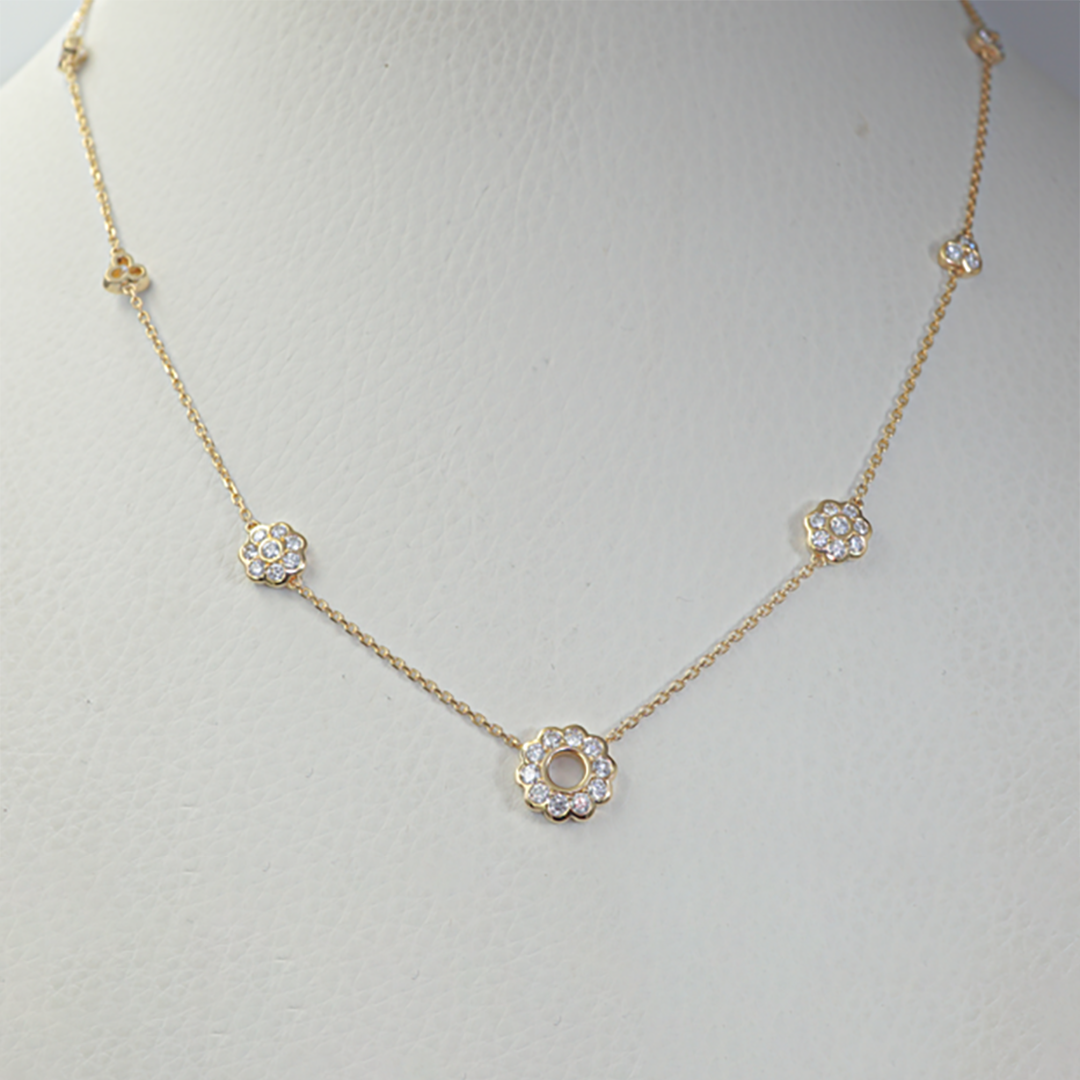 Round Diamond Station Necklace in 18K Yellow Gold