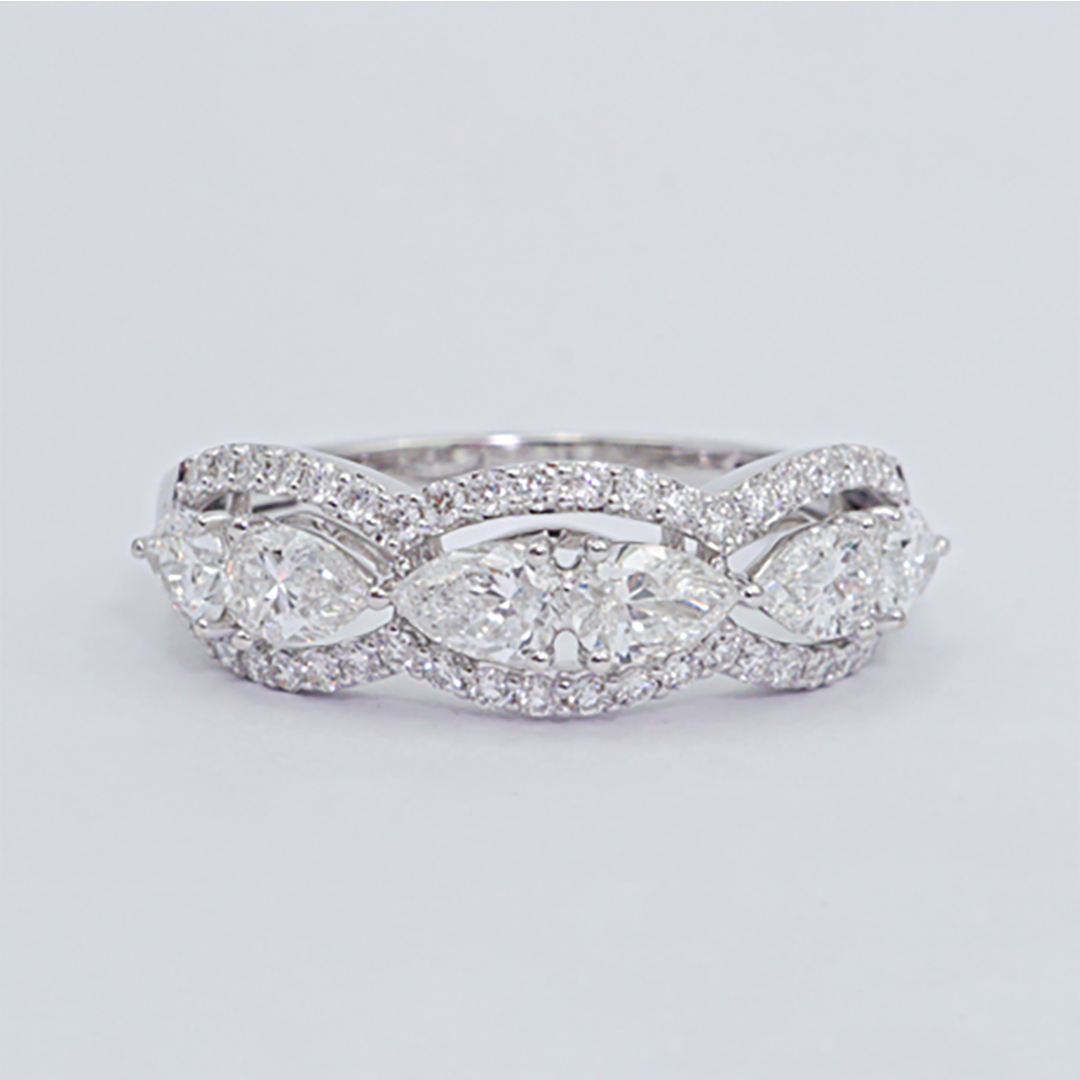Pear & Round Diamond Ring in 18K White Gold