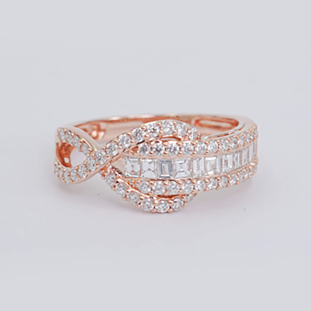 Baguette & Round Diamond Band Ring in 18K Rose Gold