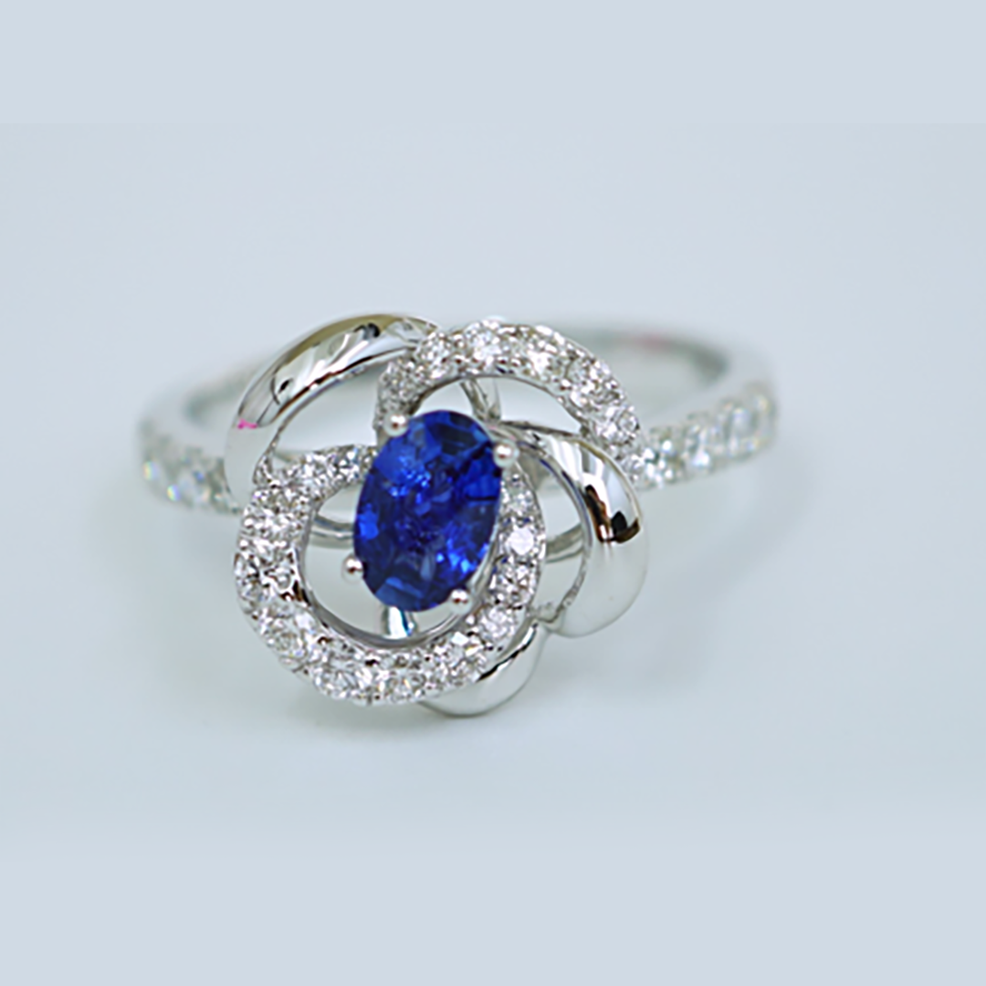 Sapphire & Diamond Ring in 18K White Gold