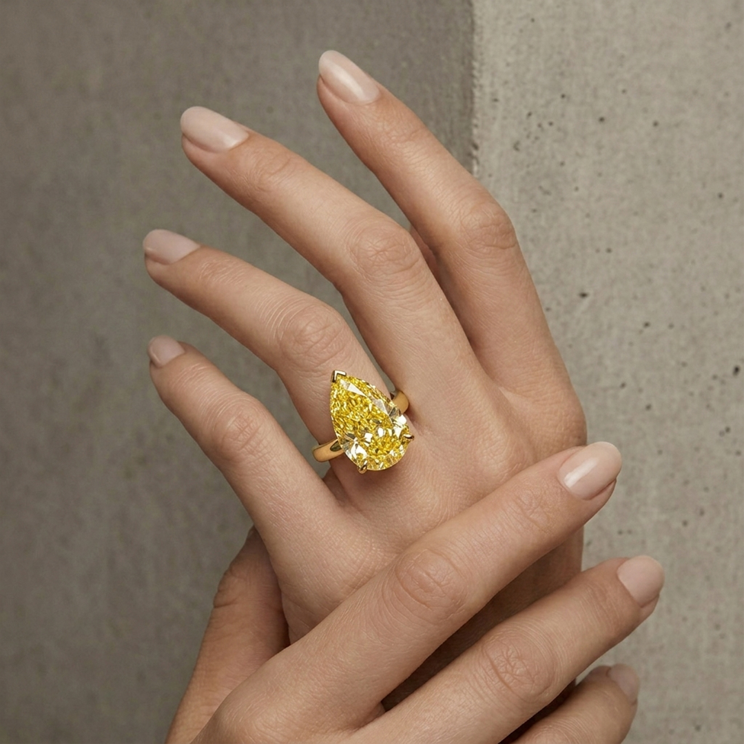 Pear Diamond Solitaire Ring in 18K Yellow Gold - Image 2